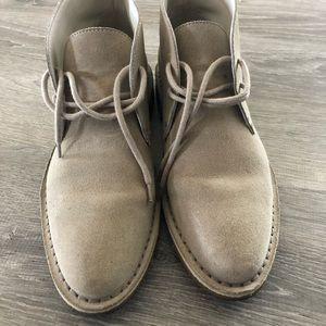 Clarks desert boot